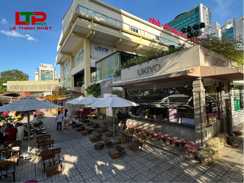 Lắp Đặt Quầy Pha Chế Inox Cho Quán Ukiyo